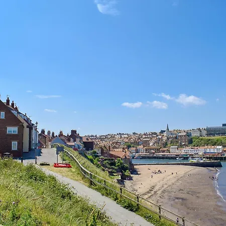 Captains - E3643 Holiday home Whitby