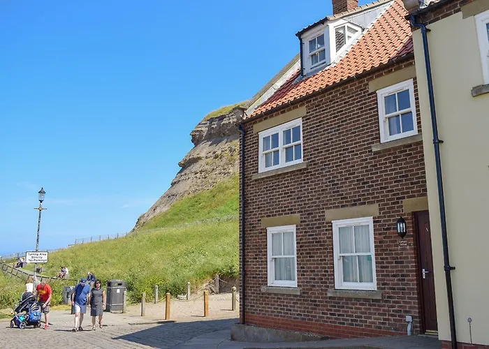 Captains - E3643 Whitby